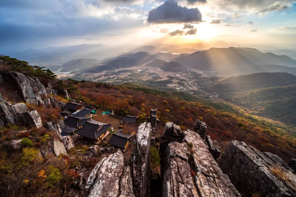 합정 등산 (출처 : 한국관광공사)